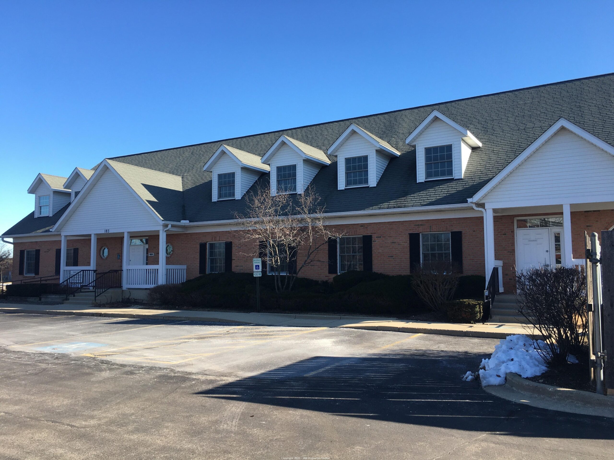 Office/Medical Condo in Crystal Lake, IL AuctionWorks