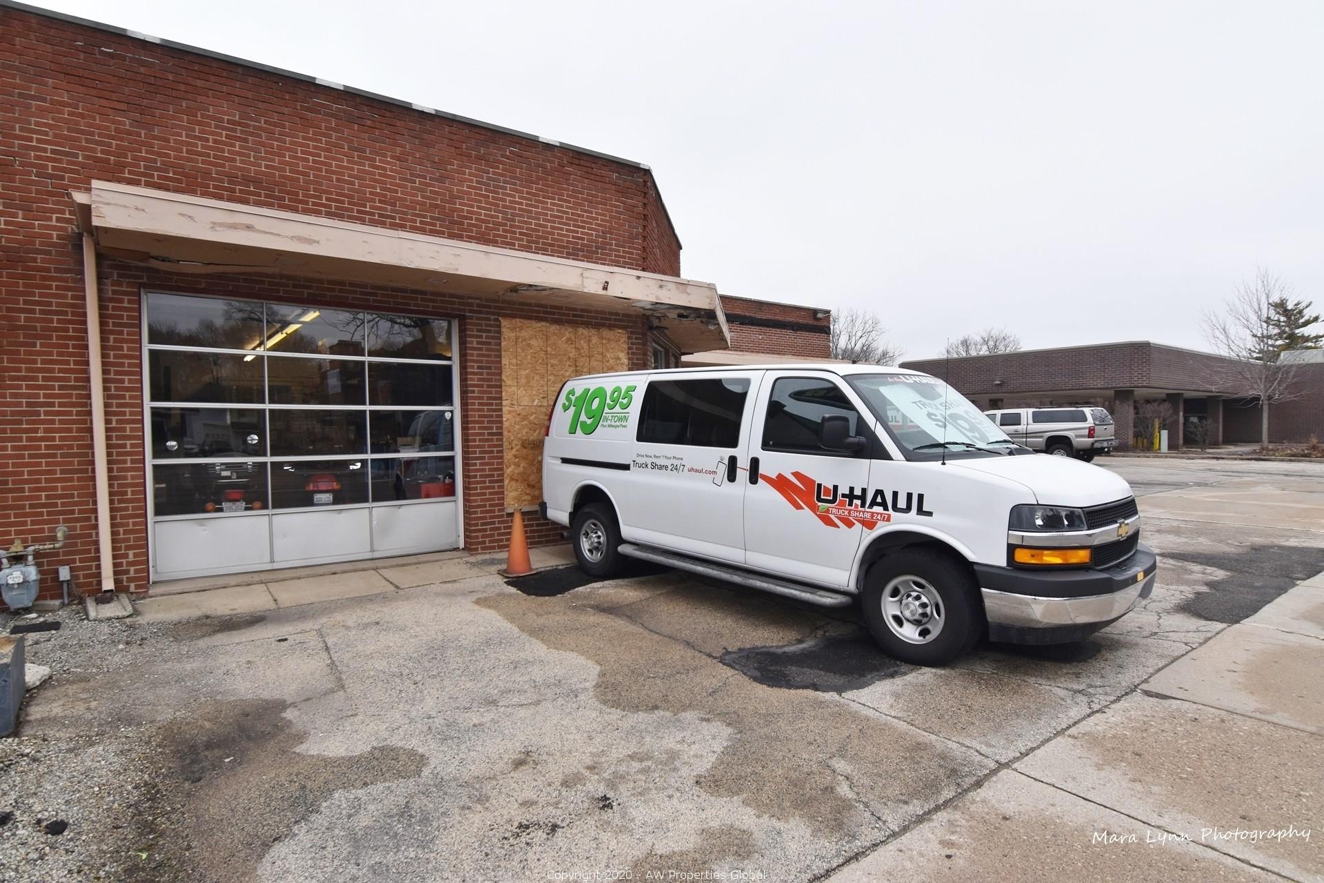 Retail/Prior Automotive Service Property in Batavia, IL AuctionWorks