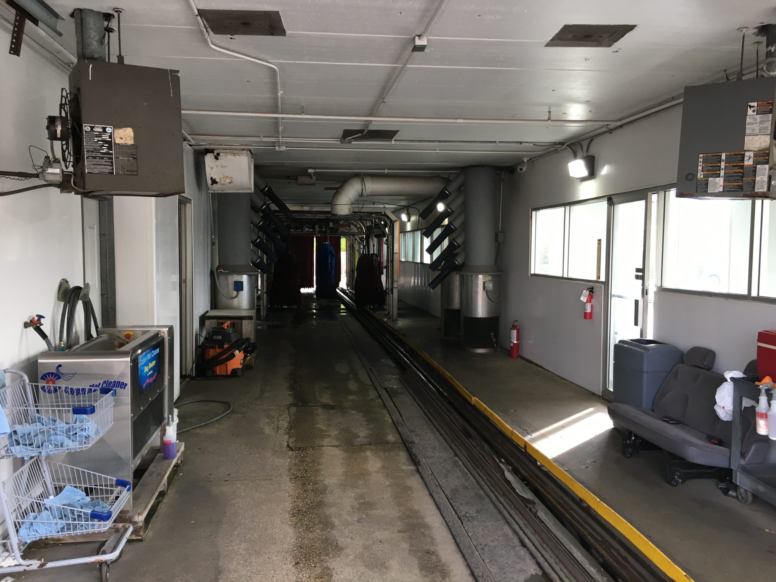 Operating Car Wash/ReDevelopment Opportunity in Addison, IL AuctionWorks